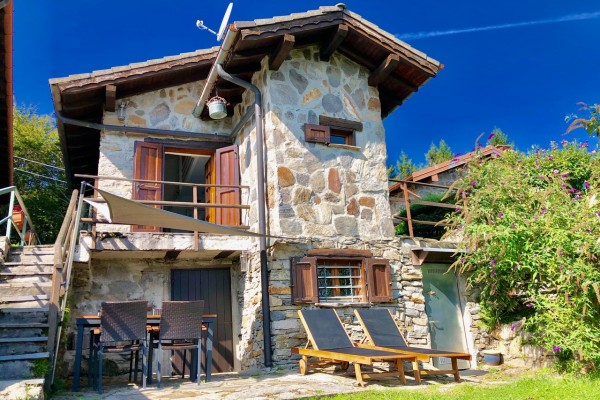 RUSTICO LAGO DELIO