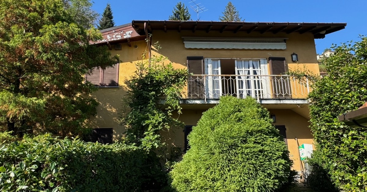CASA CAMELIA