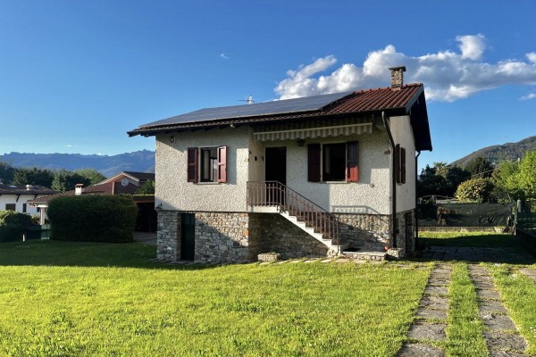 CASA MOMBELLO