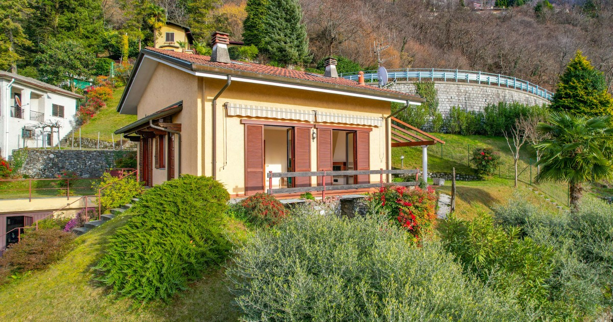 VILLA GOLFO DI LAVENO
