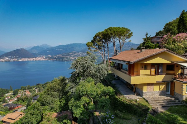 VILLA LAVENO