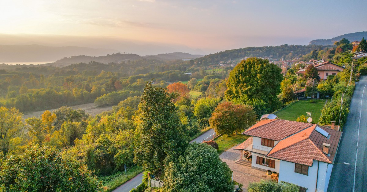 VILLA BESOZZO